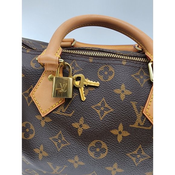 Louis Vuitton Speedy 30 Monogram Canvas Tote | Like New Condition - Picture 6 of 11
